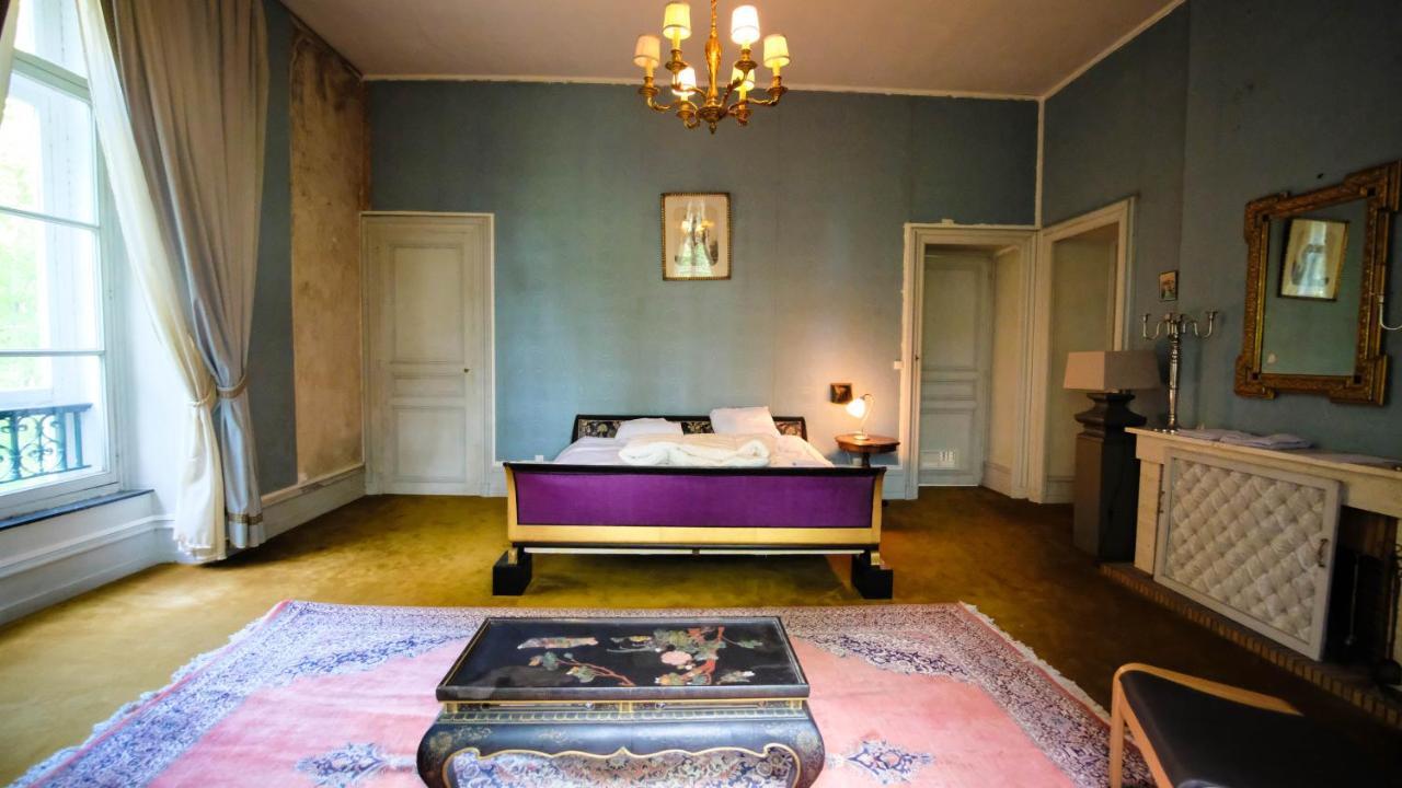 Private Castle With Park - Chateau Guillermo La Moncelle Bagian luar foto