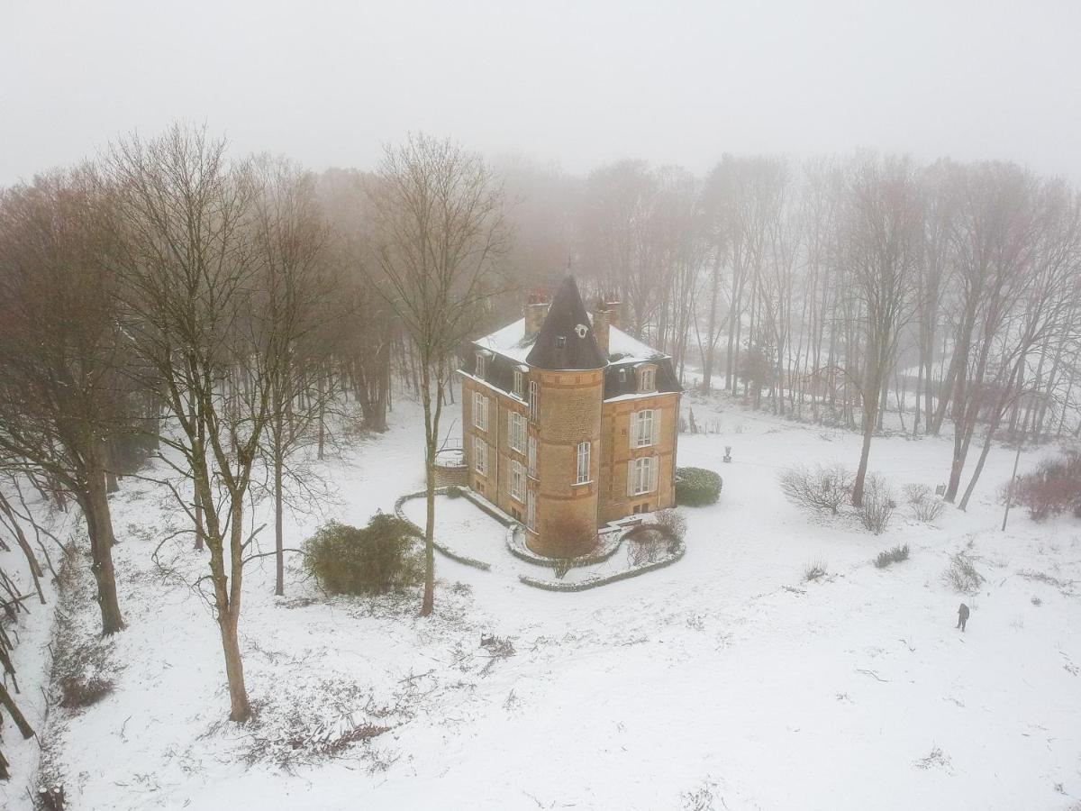 Private Castle With Park - Chateau Guillermo La Moncelle Bagian luar foto
